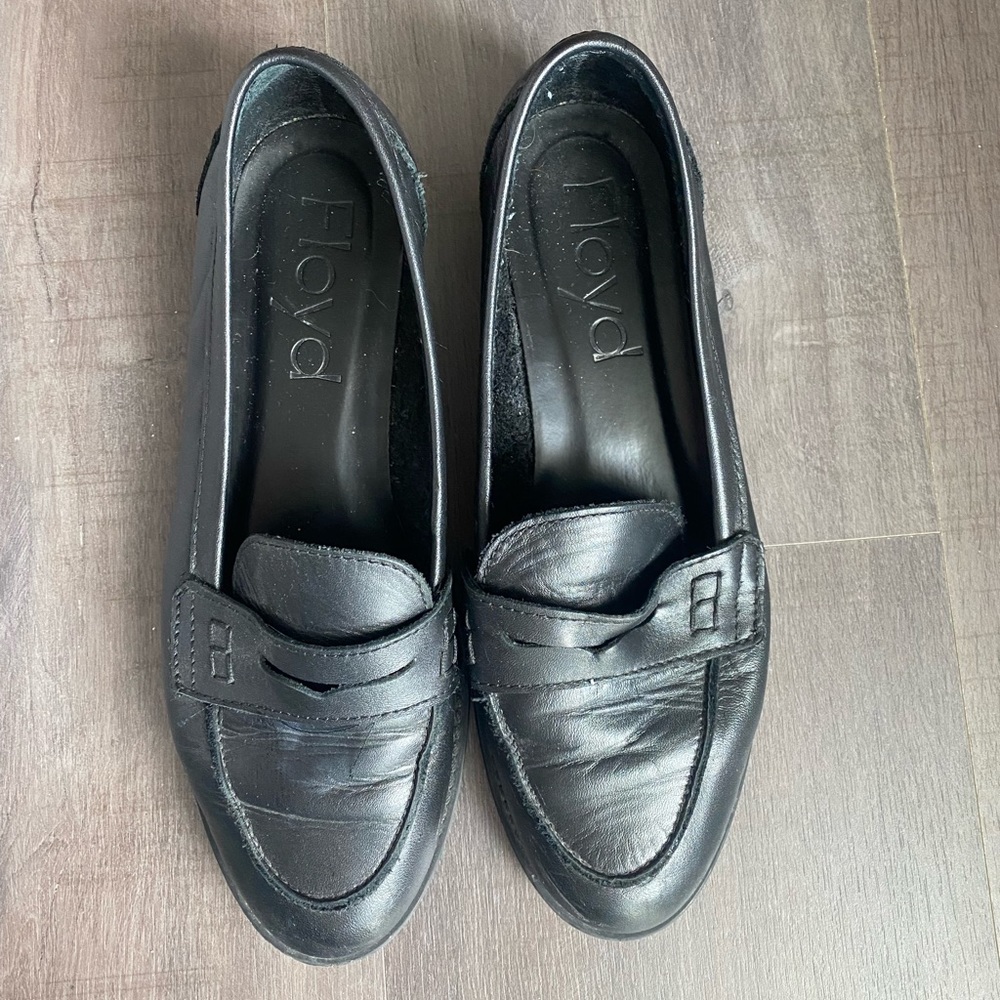 Cute loafers for sale!